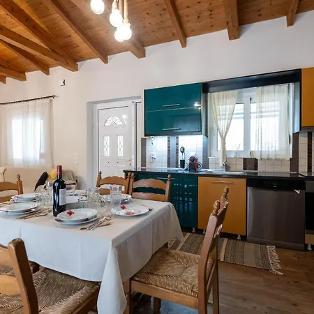 Olive Grove Getaway Holiday home