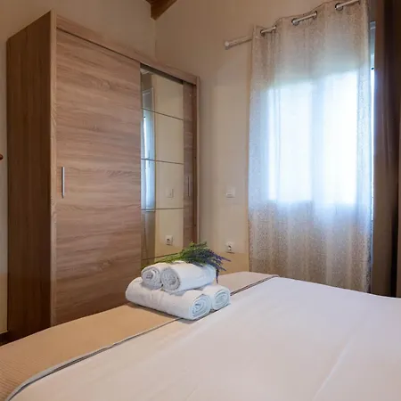 Holiday home Olive Grove Getaway Oikhalia (Messinia)