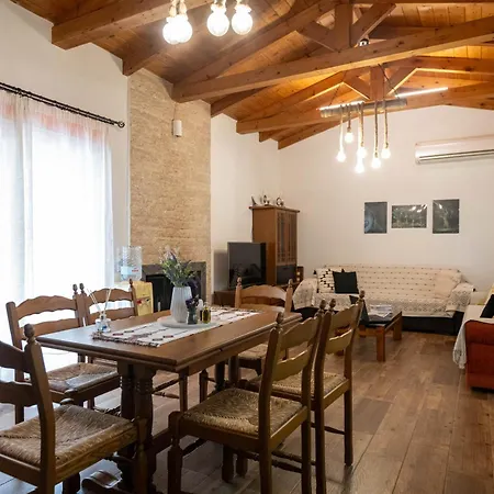 Holiday home Olive Grove Getaway Oikhalia (Messinia)
